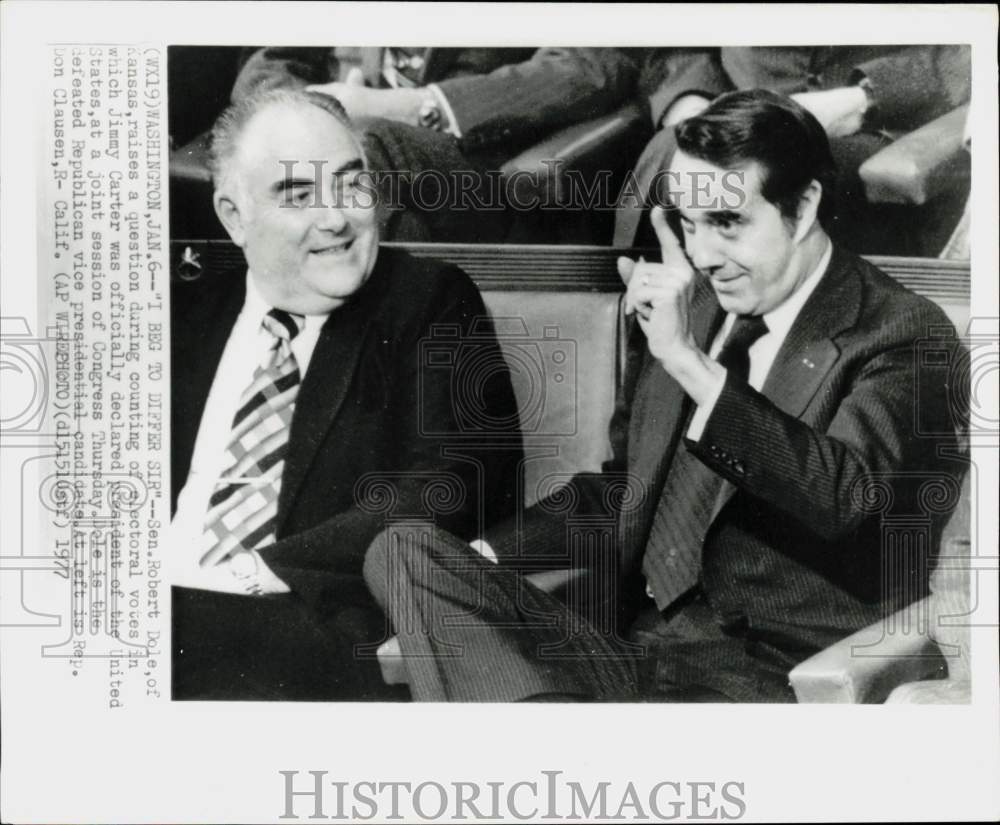 1977 Press Photo Senator Robert Dole and Don Clausen speak at Congress session- Historic Images