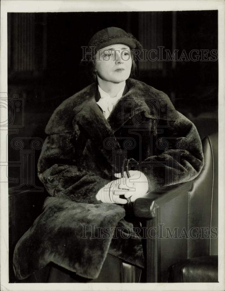 1934 Press Photo Mrs. Eugene O'Neill, wife of celebrated playwright, testifies- Historic Images
