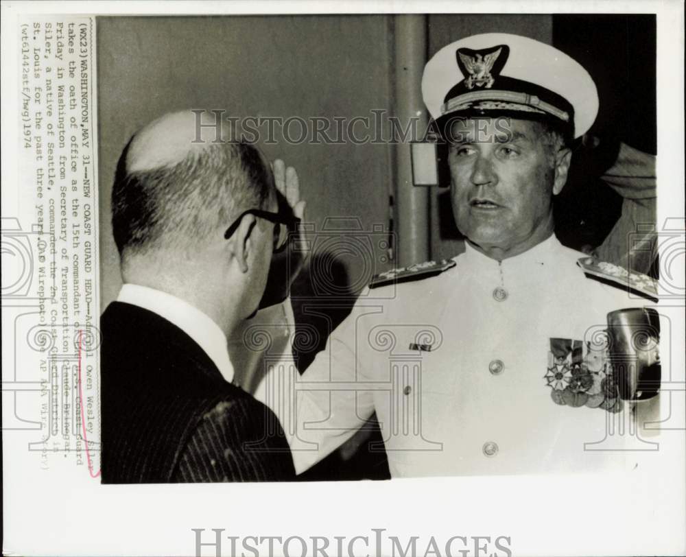 1974 Press Photo Admiral Owen Siler takes oath of office in Washington- Historic Images