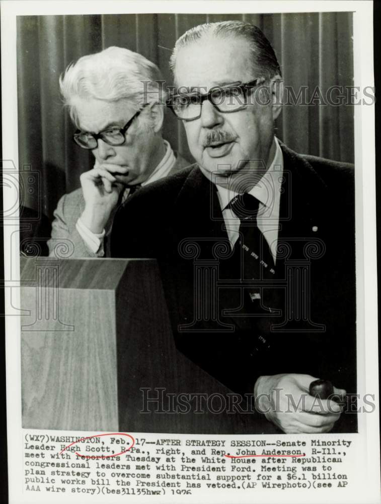 1976 Press Photo Senator Hugh Scott discusses public works bill in Washington- Historic Images