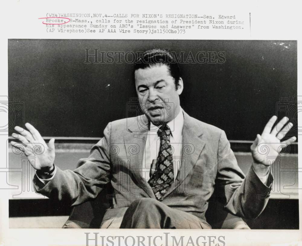 1973 Press Photo Senator Edward Brooke calls for President Nixon's resignation- Historic Images