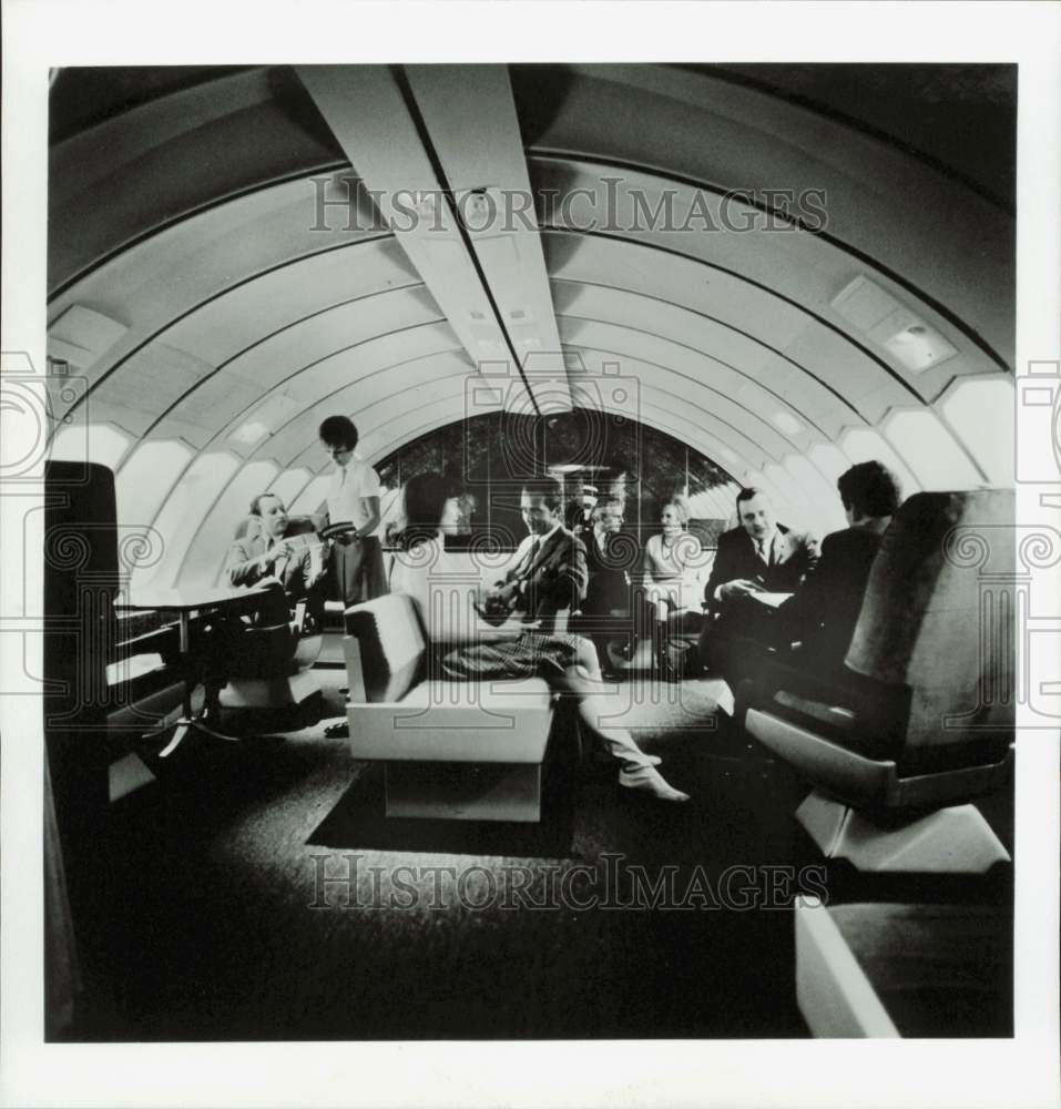 Press Photo Upper deck lounge of Pan American World Airways Boeing 747- Historic Images