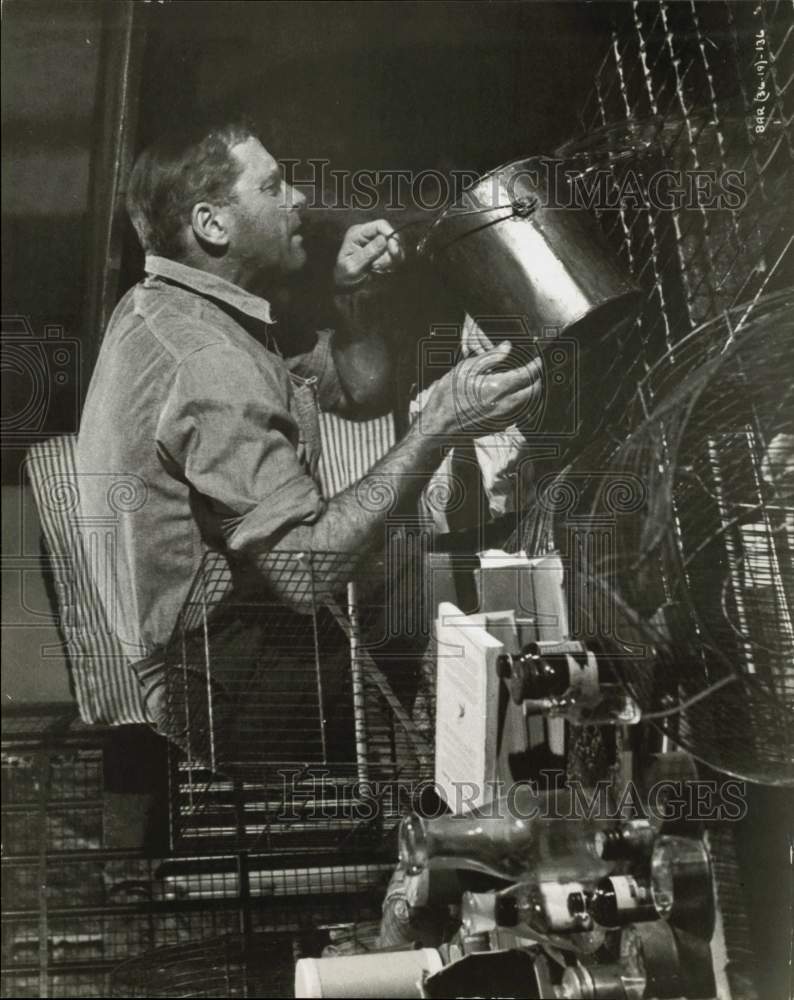 1962 Press Photo Actor Burt Lancaster in "Birdman of Alcatraz" - kfp05537- Historic Images