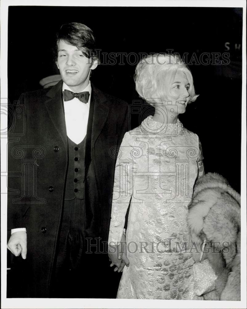 1965 Press Photo Jordan Christopher &amp; Wife at New York Party - kfp10233- Historic Images