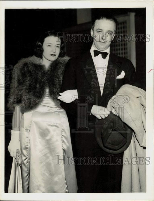 1938 Press Photo Marjorie Bradford and Nathaniel Benchley in Boston, Mass.- Historic Images