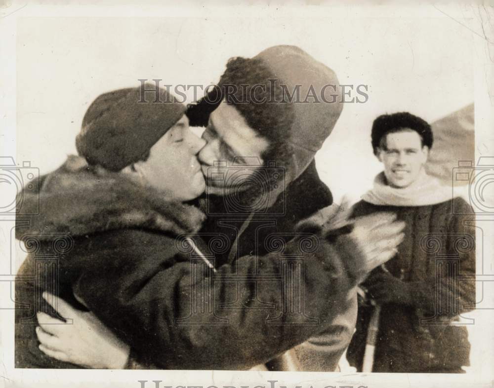 1938 Press Photo Scientist Ivan Papanin &amp; Rescuer A. Ostaltsev, Greenland Sea- Historic Images