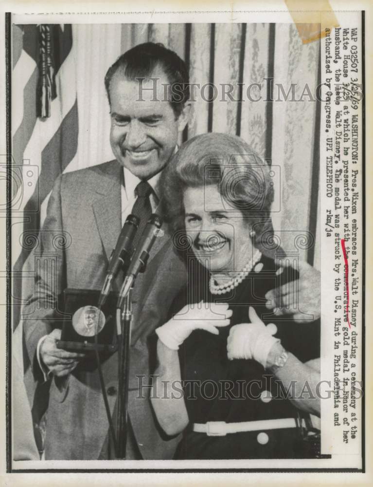 1969 Press Photo President Richard Nixon &amp; Mrs. Walt Disney, Washington- Historic Images