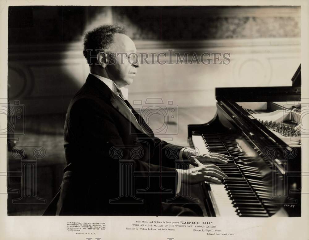 Press Photo Pianist Artur Rubenstein in &quot;Carnegie Hall&quot; - kfx17361- Historic Images