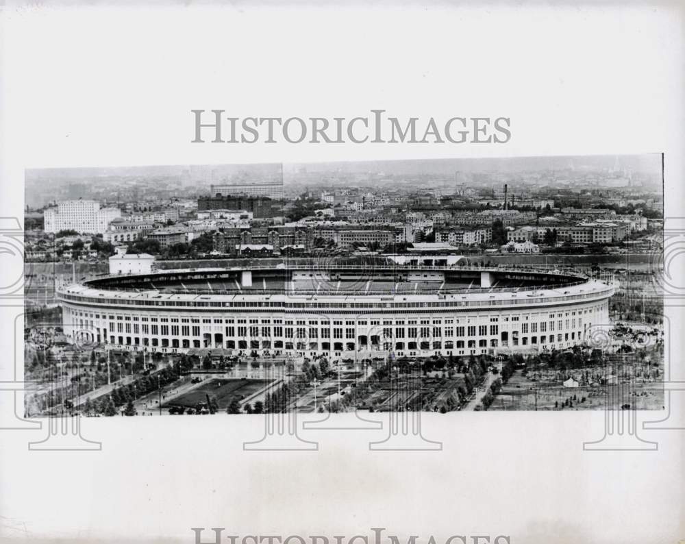 1956 Press Photo View of the Central Stadium, largest in Moscow. - kfx19583- Historic Images