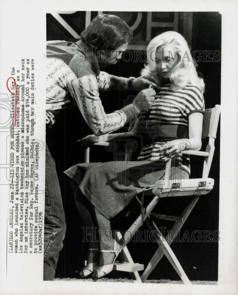 1976 Press Photo Rep. Wayne Hays&#39; Mistress Elizabeth Ray on TV from Los Angeles- Historic Images