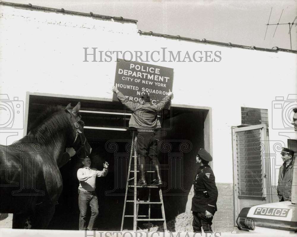 1966 Press Photo New York mounted police officers and horse of Troop C- Historic Images