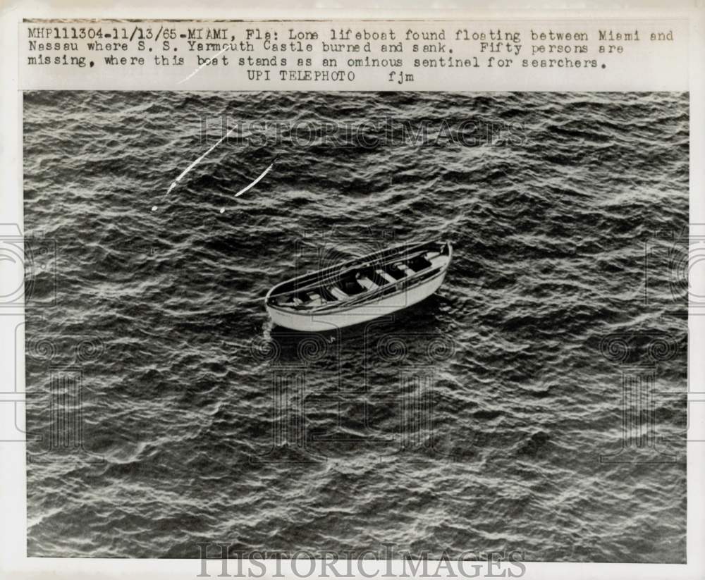 1965 Press Photo Lifeboat floating between Miami, Florida and Nassau, Bahamas- Historic Images