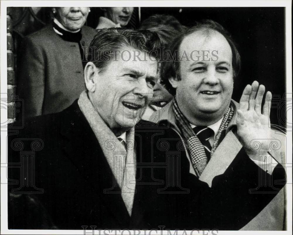 1981 Press Photo President Reagan with Press Secretary James Brady in Washington- Historic Images