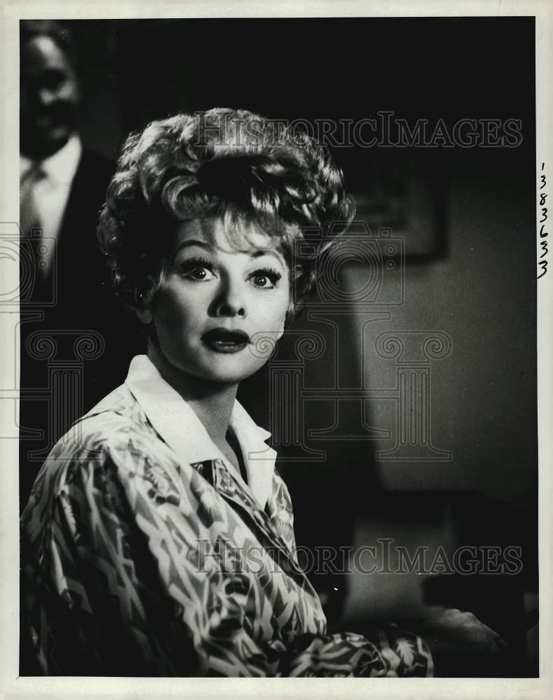 Press Photo Lucille Ball on "The Lucille Ball Show" - kfx25987- Historic Images