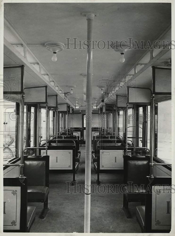 1935 Press Photo Interior of a 1st Class Subway car in Paris, France.- Historic Images