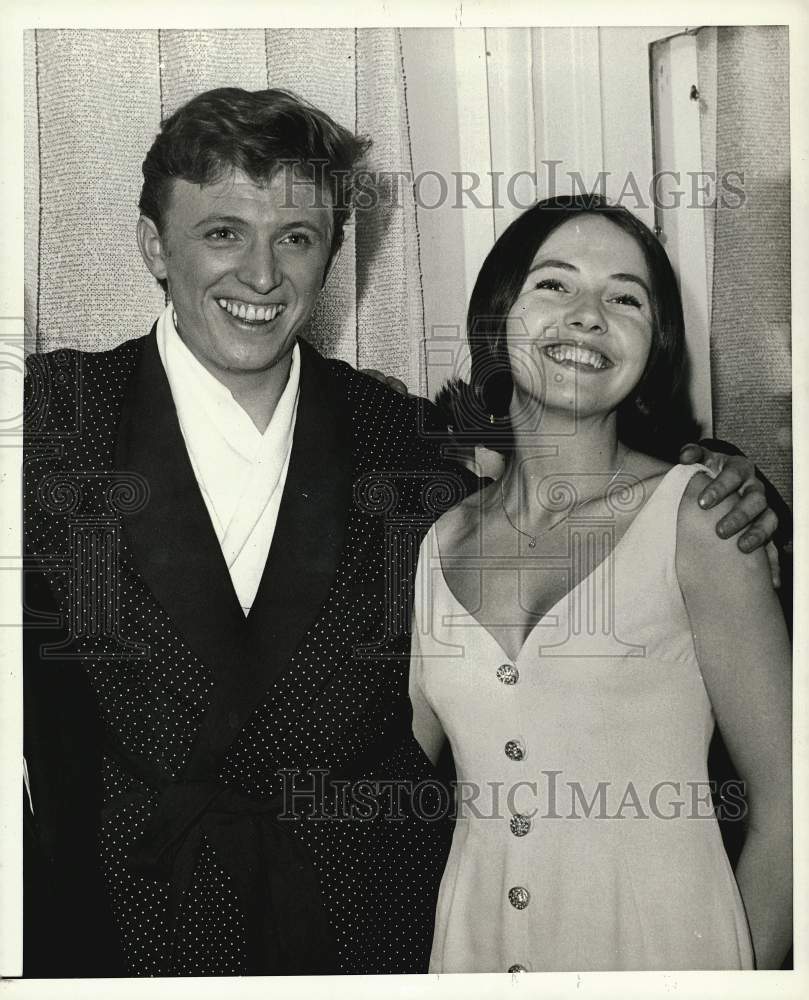 1965 Press Photo Actor Tommy Steele and Wife at Broadhurst Theater in New York- Historic Images