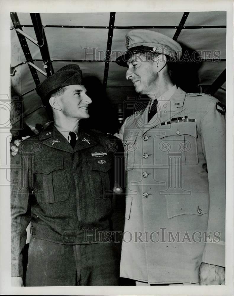 1951 Press Photo Major William and General Mark Clark greet at Andrews Field, MD- Historic Images