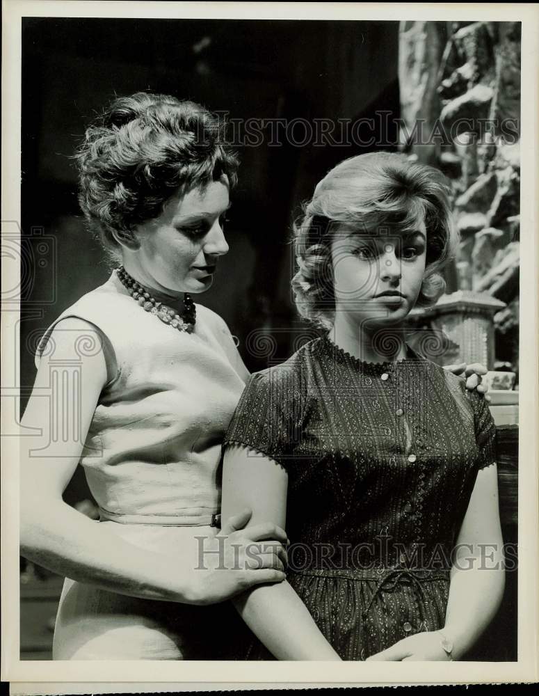 1962 Press Photo Chase Crosley, Patty McCormack in Series "Young Doctor Malone"- Historic Images