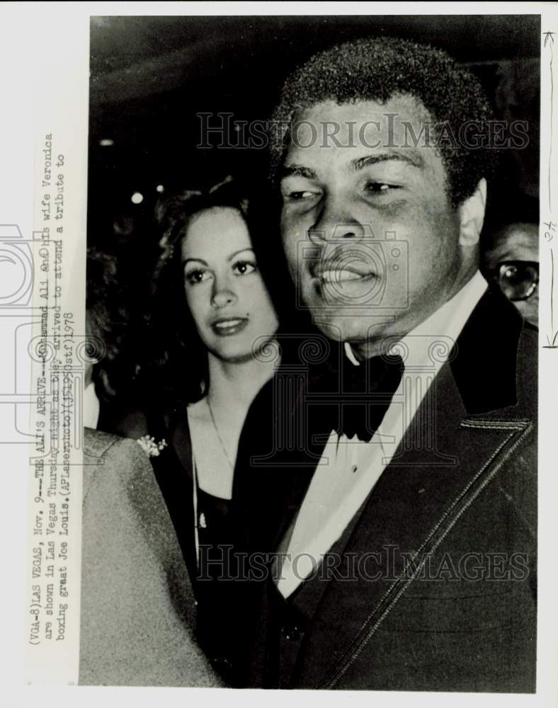 1978 Press Photo Muhammad Ali, Wife Veronica in Las Vegas for Joe Louis Tribute- Historic Images