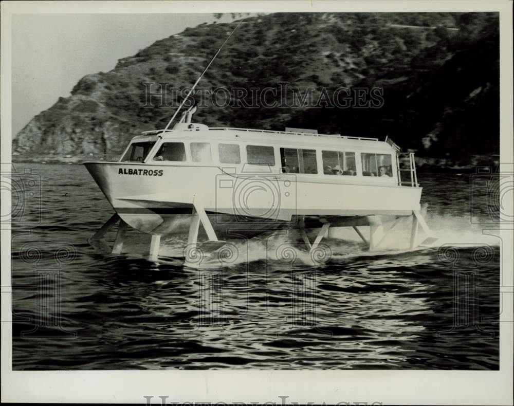 1961 Press Photo Wilson Shipyard&#39;s Hydrofoil Albatross on Water with Passengers- Historic Images