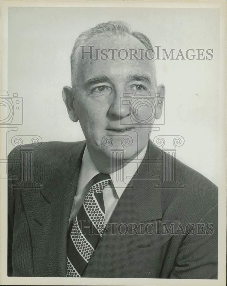 1952 Press Photo Broadcaster, Bill Henry - kfx46873- Historic Images