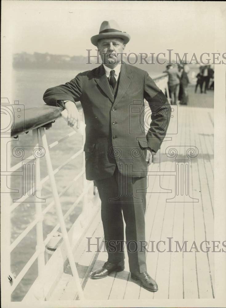 1923 Press Photo Wm. Miller Collier arrived aboard the Leviathan from Paris- Historic Images