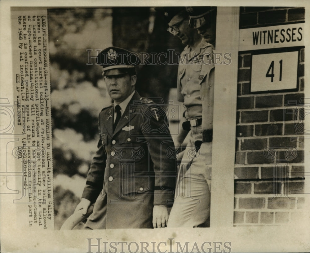 1971 Press Photo Lt William Calley Leaving Fort McPherson Court Martial Building- Historic Images