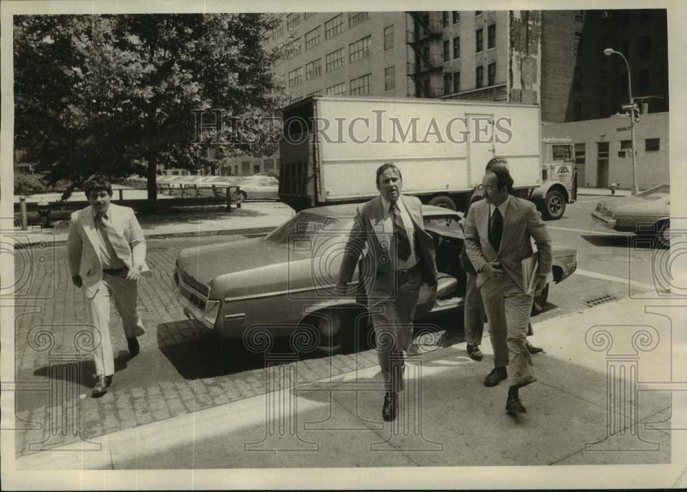 Press Photo James Rice and Donald Ebecke arrive for booking on perjury charges- Historic Images