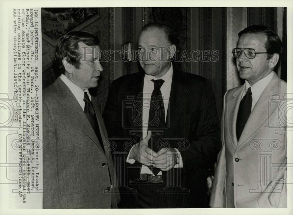 1977 Press Photo Senator meets with minority leaders in Washington - lra06726- Historic Images