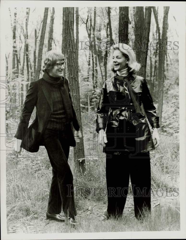 1968 Press Photo Fashion designer Yves St. Laurent with actress Lauren Bacall- Historic Images