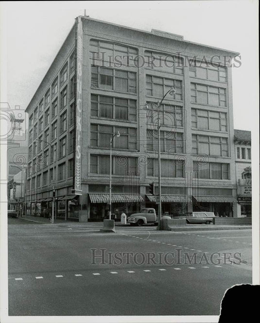 1967 Press Photo Overall view of Buck's building - lra13157- Historic Images