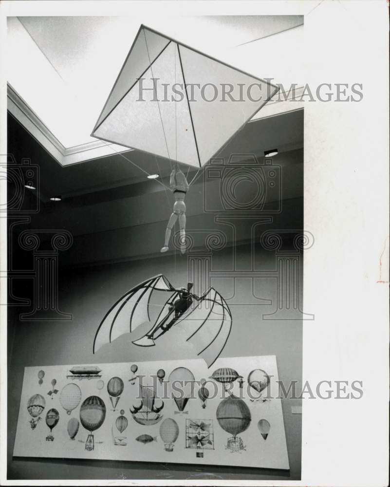 1970 Press Photo IBM&#39;s parachute model at Museum of Fine Arts, St. Petersburg- Historic Images