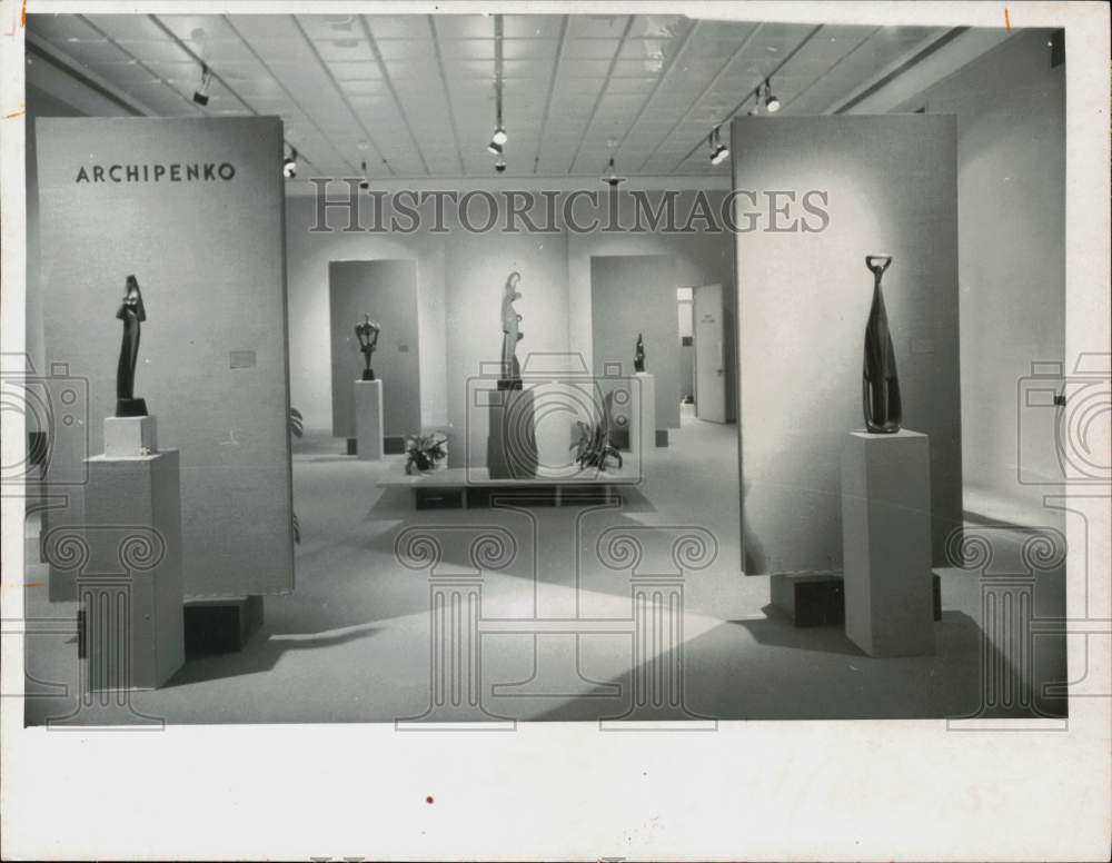 1971 Press Photo Sculpture by Alexander Archipenko at the Museum of Fine Arts- Historic Images