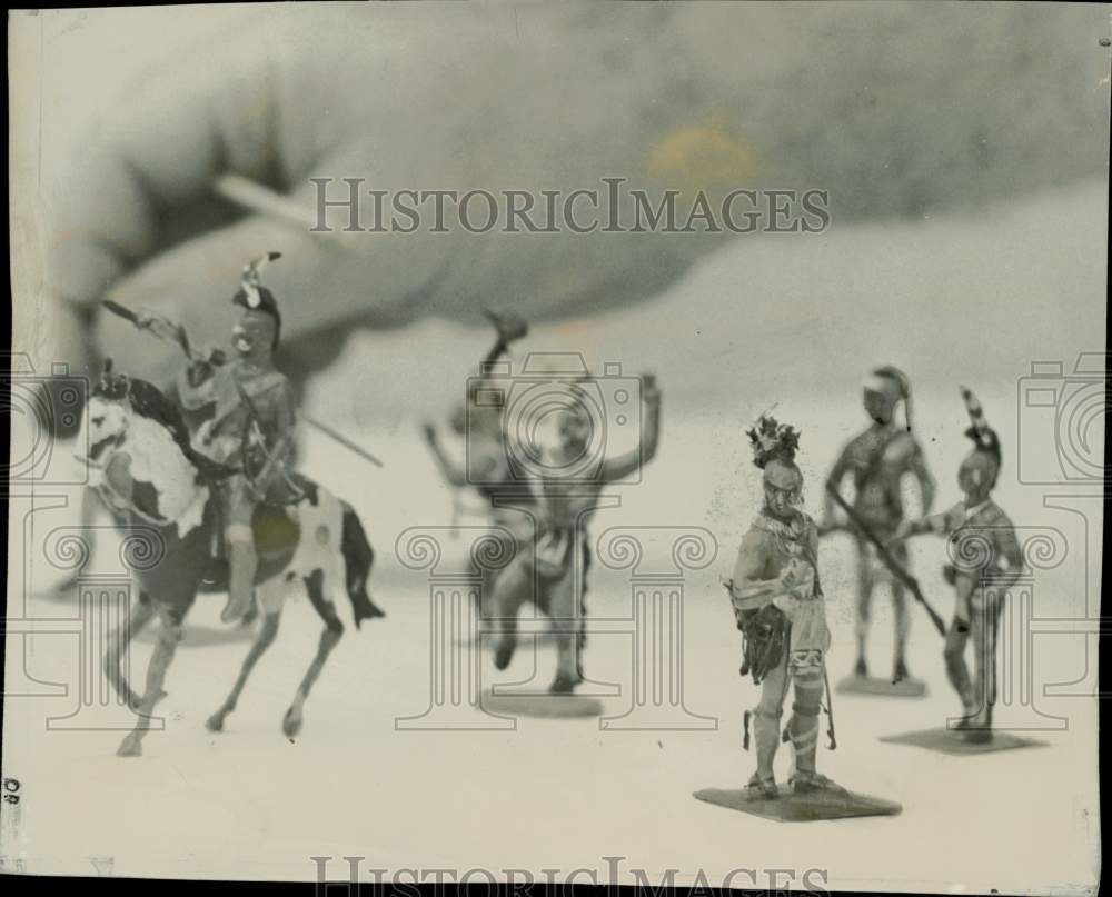 1967 Press Photo Iroquois Indian Figures in Von Schriltz Collection - lra19365- Historic Images