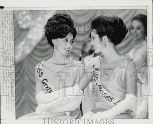 1970 Press Photo Rebecca Morris & Nancy Peterson at Miss Washington Pageant- Historic Images