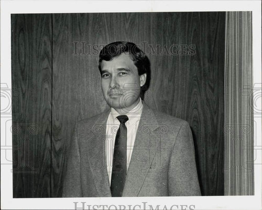 1987 Press Photo Gil Kerlikowske named as new police chief - lra23297- Historic Images