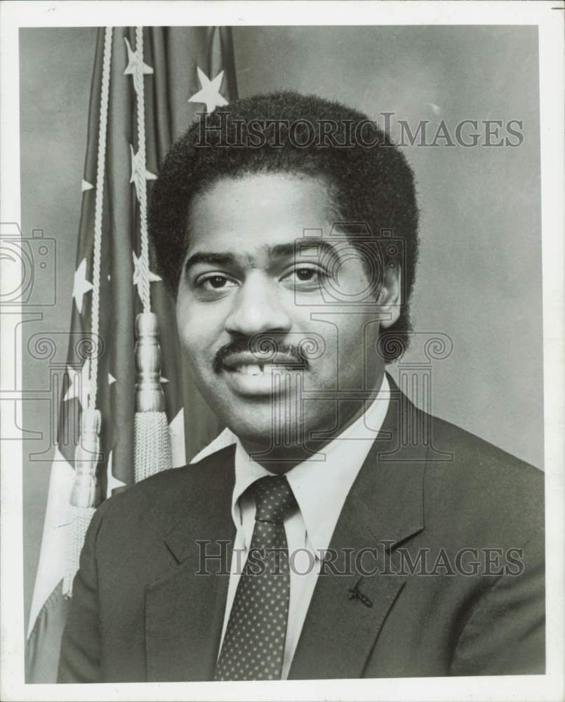 1983 Press Photo Congressman Alan Wheat of Missouri, 5th District - lra32418- Historic Images