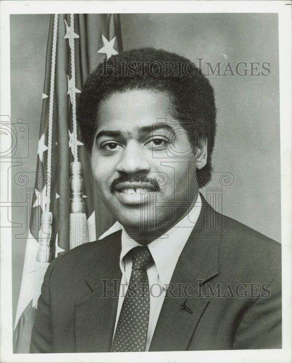 1983 Press Photo Congressman Alan Wheat of Missouri, 5th District ...