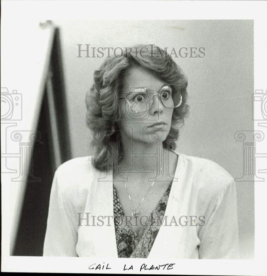 1987 Press Photo Dancer Gail LaPlante at trial in Clearwater, Florida- Historic Images
