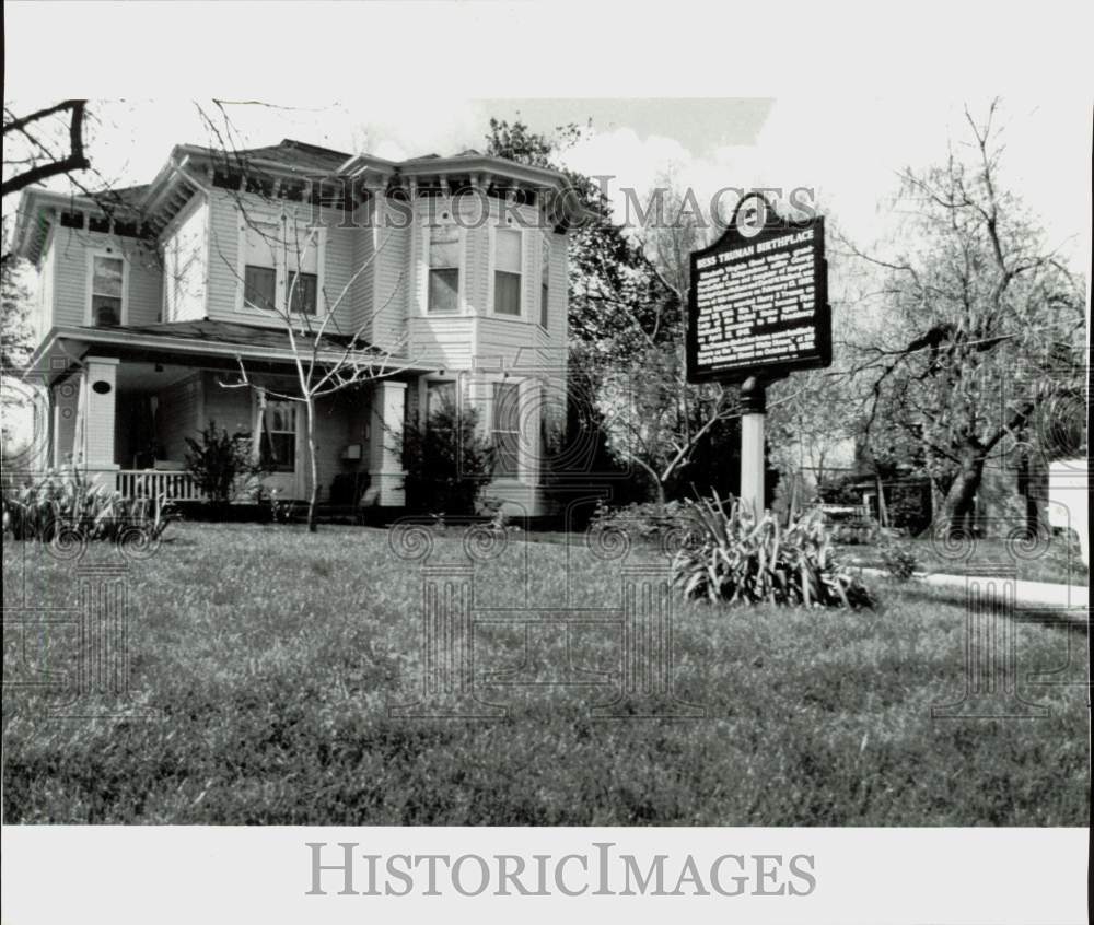 Press Photo Exterior view of the birthplace of Bess Truman, wife of Harry Truman- Historic Images