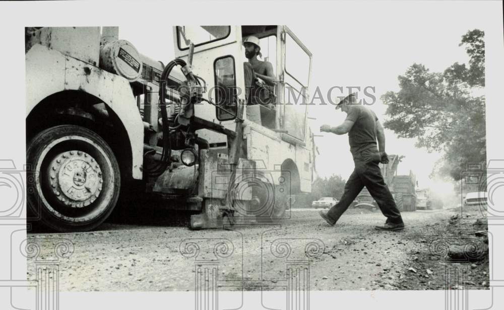 1981 Press Photo Road construction in progress - lra49927- Historic Images