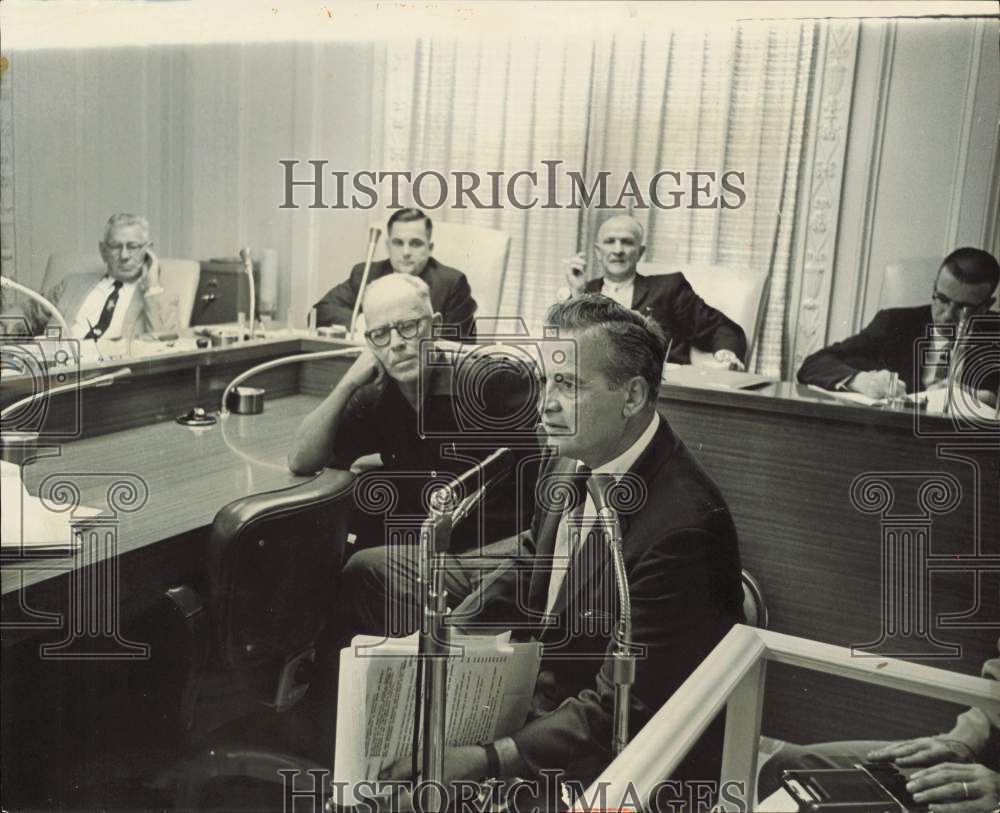 1961 Press Photo A lie detector expert testifies at State Road Department probe- Historic Images