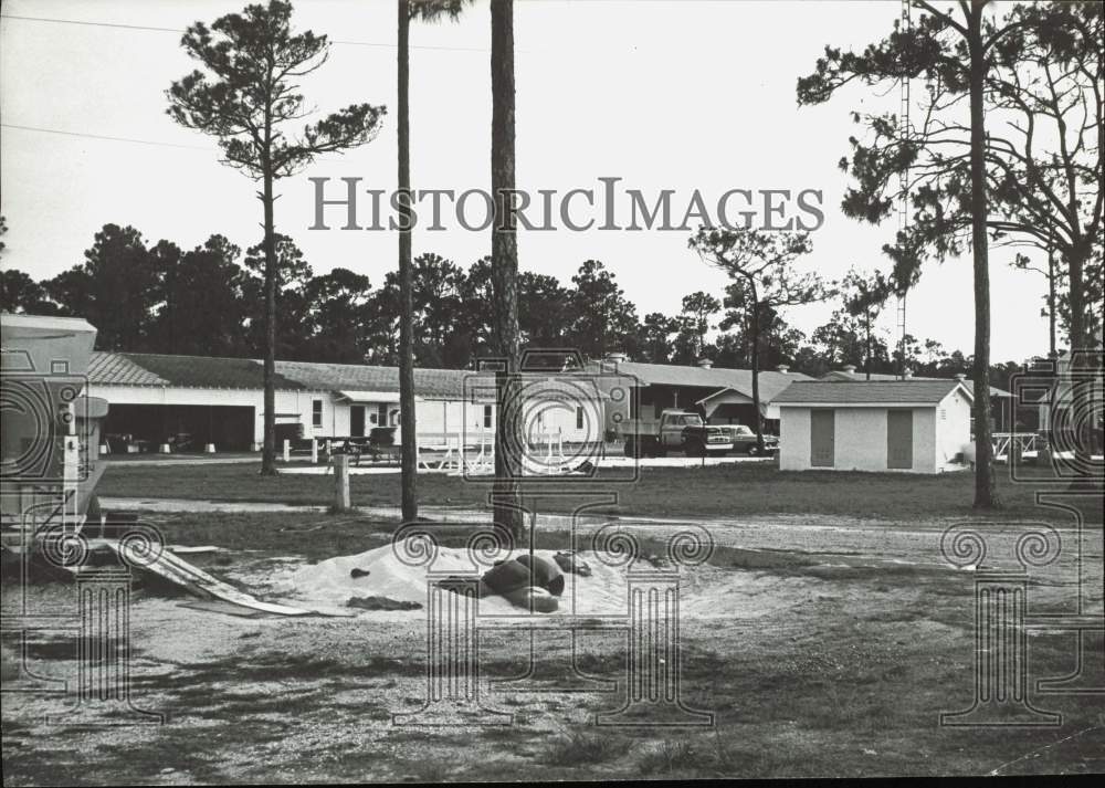 1961 Press Photo Part of the five-acre grounds of State Road Department yard- Historic Images