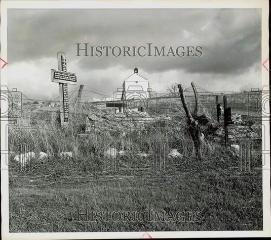 1963 Press Photo A cemetery in the back of St. Catherine's Church in Hornitos- Historic Images