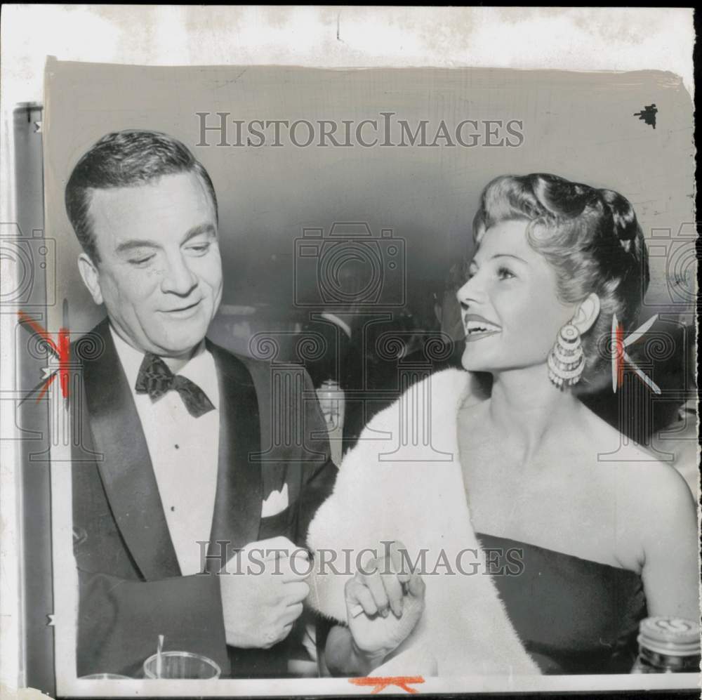 1957 Press Photo Actress Rita Hayworth and producer James Hill in Hollywood- Historic Images