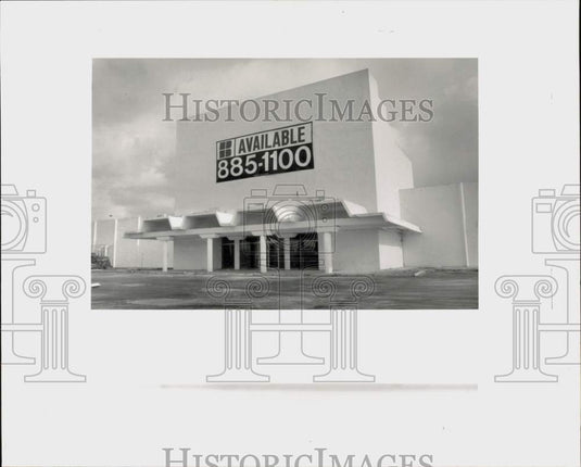 1991 Press Photo Store space available at 1313 NW 167 Street - lra84579- Historic Images
