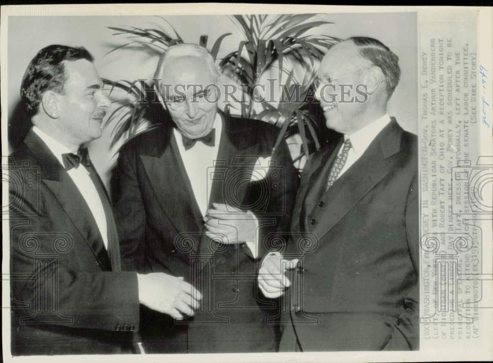 1949 Press Photo Thomas Dewey talks with delegates at reception in Washington- Historic Images