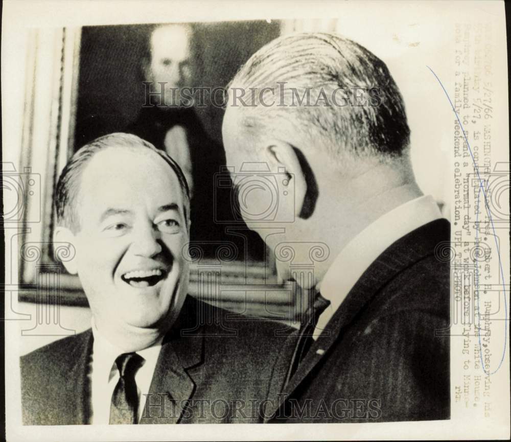 1966 Press Photo Lyndon Johnson congratulates Hubert Humphrey at the White House- Historic Images