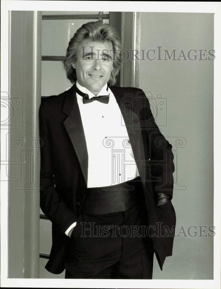 1989 Press Photo Winston Rekert stars in &quot;Adderly&quot; - lra88938- Historic Images