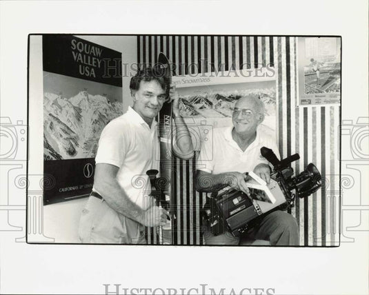 1992 Press Photo Owners Ron Beasley and Bernard Nudelman at World Video office- Historic Images